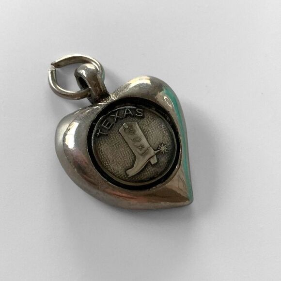Silver Texas Boot Heart Charm - Picture 2 of 3